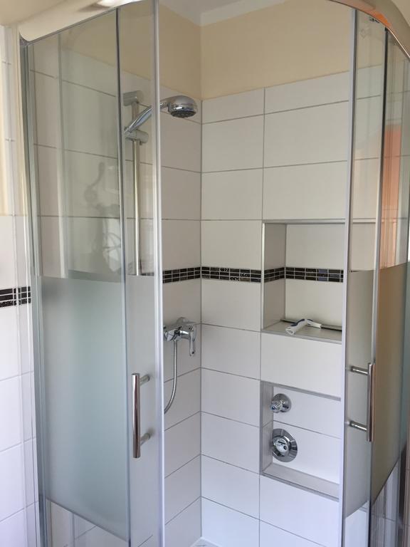 Apartment Nuernberg City-Center Room photo
